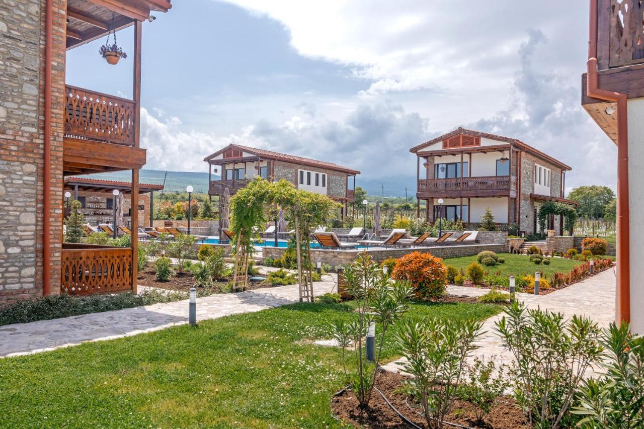 Chateau Mosmieri Hotel & Winery เทลาวี ภายนอก รูปภาพ