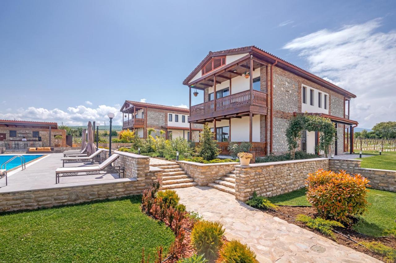 Chateau Mosmieri Hotel & Winery เทลาวี ภายนอก รูปภาพ