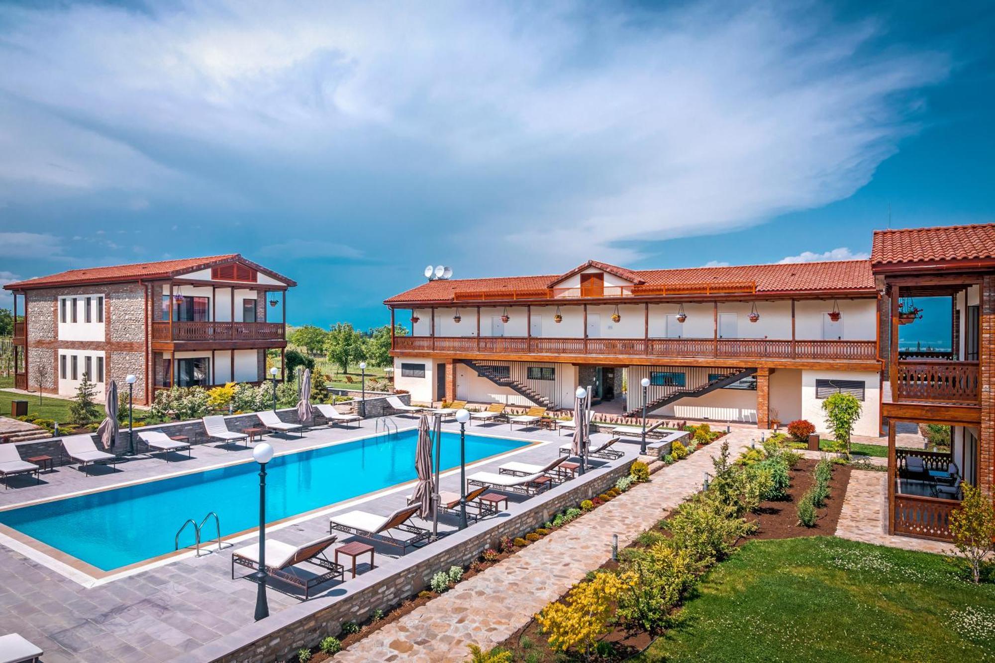 Chateau Mosmieri Hotel & Winery เทลาวี ภายนอก รูปภาพ